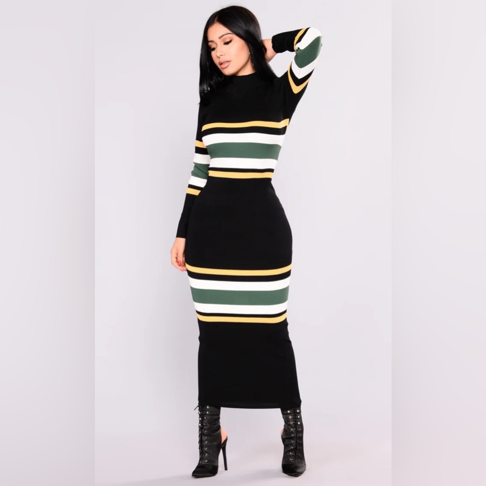 Fashion Nova Black and Green Turtleneck Bodycon Dress